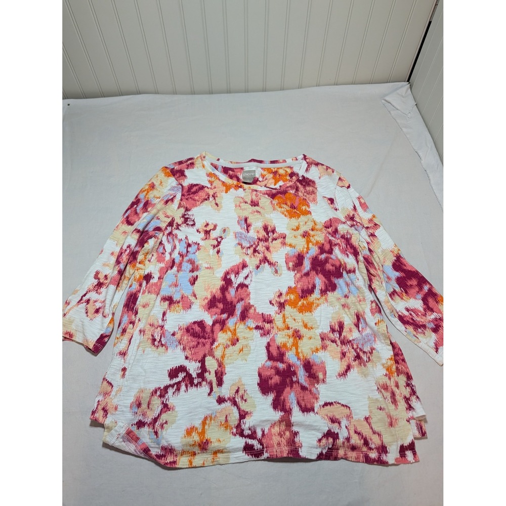 Chicos Floral Ikat Slub Knit Top Pink Orange 3/4 Sleeve Size 2 Large 570303645